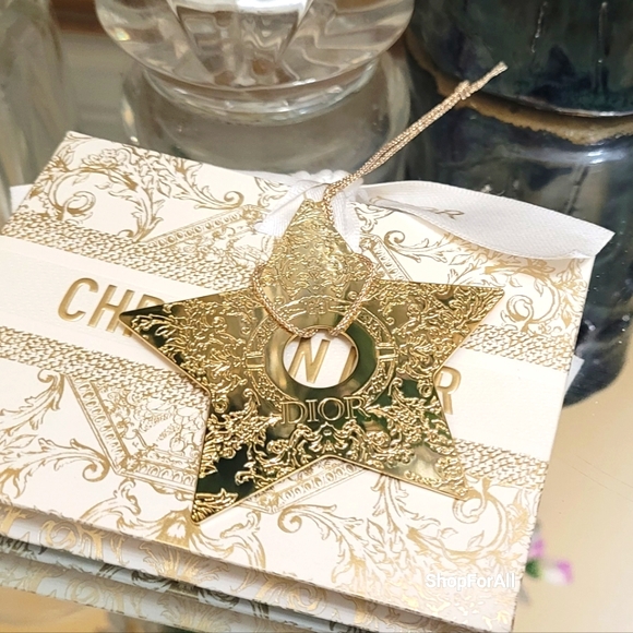 RARE DIOR 2023 Engraved Metal Gold Star Charm Christmas Ornament with dior paper - Picture 7 of 10
